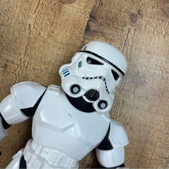 Hasbro Star Wars Chewbacca Stormtrooper R2D2 Action Figures Oversized Mini - Picture 8 of 9